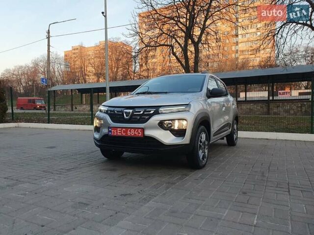 Серый Дачия Spring, объемом двигателя 0 л и пробегом 35 тыс. км за 9599 $, фото 27 на Automoto.ua