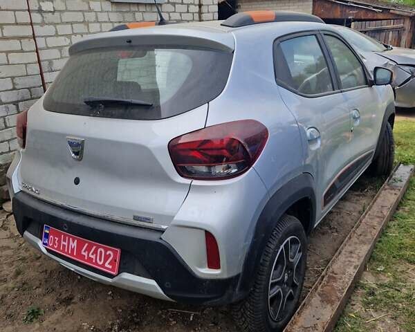 Серый Дачия Spring, объемом двигателя 0 л и пробегом 28 тыс. км за 9000 $, фото 12 на Automoto.ua