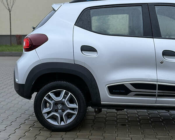 Серый Дачия Spring, объемом двигателя 0 л и пробегом 79 тыс. км за 7199 $, фото 6 на Automoto.ua