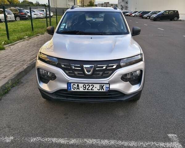 Серый Дачия Spring, объемом двигателя 0 л и пробегом 12 тыс. км за 7977 $, фото 1 на Automoto.ua
