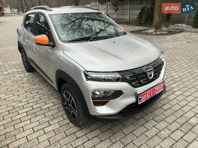 Серый Дачия Spring, объемом двигателя 0 л и пробегом 9 тыс. км за 11400 $, фото 4 на Automoto.ua