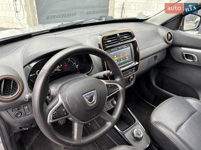 Серый Дачия Spring, объемом двигателя 0 л и пробегом 50 тыс. км за 6700 $, фото 19 на Automoto.ua