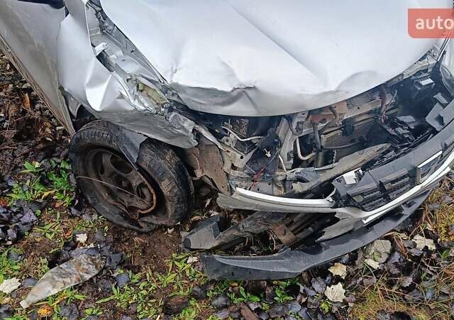 Серый Дачия Spring, объемом двигателя 0 л и пробегом 40 тыс. км за 3000 $, фото 2 на Automoto.ua