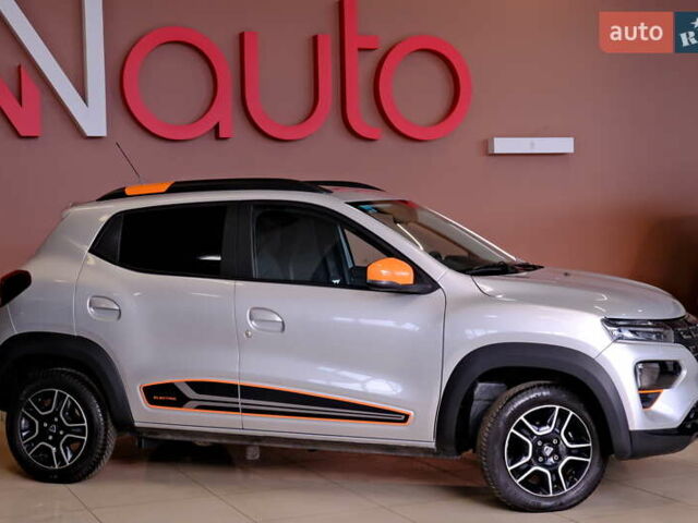 Серый Дачия Spring, объемом двигателя 0 л и пробегом 22 тыс. км за 8900 $, фото 7 на Automoto.ua