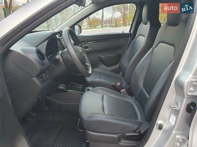 Сірий Дачія Spring, об'ємом двигуна 0 л та пробігом 14 тис. км за 8999 $, фото 40 на Automoto.ua