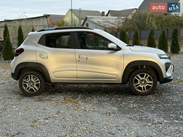 Сірий Дачія Spring, об'ємом двигуна 0 л та пробігом 15 тис. км за 8999 $, фото 3 на Automoto.ua