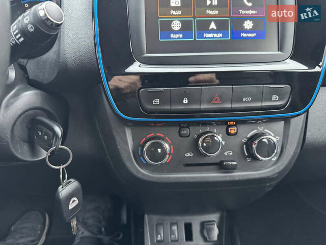 Серый Дачия Spring, объемом двигателя 0 л и пробегом 25 тыс. км за 8500 $, фото 12 на Automoto.ua