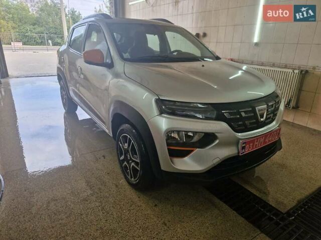 Серый Дачия Spring, объемом двигателя 0 л и пробегом 28 тыс. км за 9000 $, фото 8 на Automoto.ua