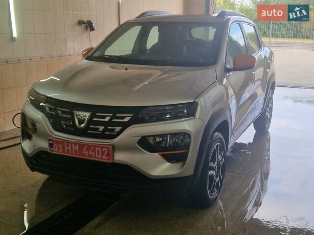 Серый Дачия Spring, объемом двигателя 0 л и пробегом 28 тыс. км за 9000 $, фото 1 на Automoto.ua