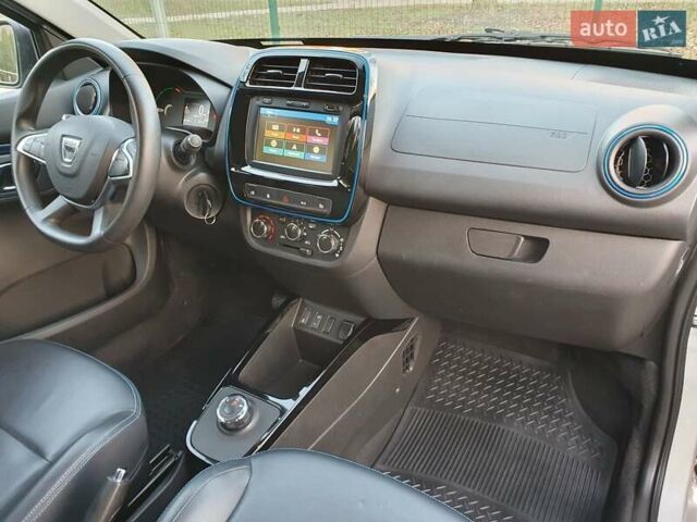Серый Дачия Spring, объемом двигателя 0 л и пробегом 35 тыс. км за 9599 $, фото 53 на Automoto.ua