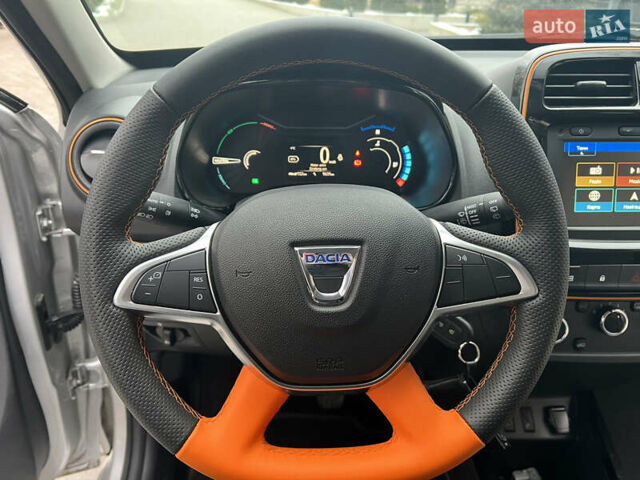 Серый Дачия Spring, объемом двигателя 0 л и пробегом 9 тыс. км за 11400 $, фото 15 на Automoto.ua