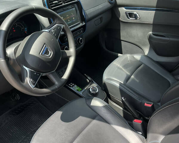 Сірий Дачія Spring, об'ємом двигуна 0 л та пробігом 23 тис. км за 9100 $, фото 7 на Automoto.ua