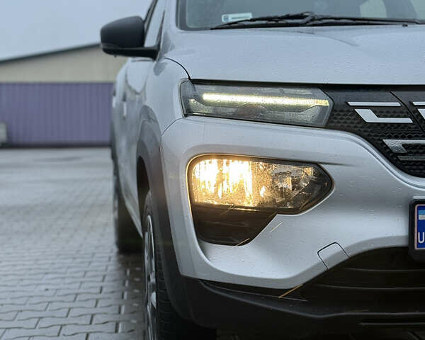 Серый Дачия Spring, объемом двигателя 0 л и пробегом 79 тыс. км за 7199 $, фото 4 на Automoto.ua