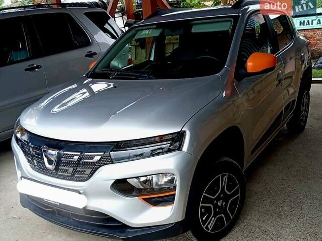 Серый Дачия Spring, объемом двигателя 0 л и пробегом 22 тыс. км за 10900 $, фото 4 на Automoto.ua