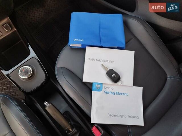 Серый Дачия Spring, объемом двигателя 0 л и пробегом 3 тыс. км за 9000 $, фото 20 на Automoto.ua