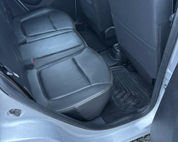 Серый Дачия Spring, объемом двигателя 0 л и пробегом 22 тыс. км за 8500 $, фото 21 на Automoto.ua