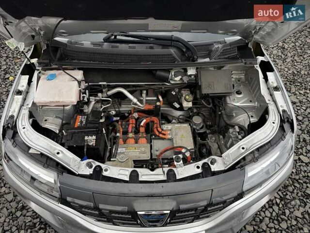 Дачия Spring 2022 в Луцке на Automoto.ua Серый Дачия Spring, объемом двигателя 0 л и пробегом 33 тыс. км за 8400 $, фото 40 на Automoto.ua