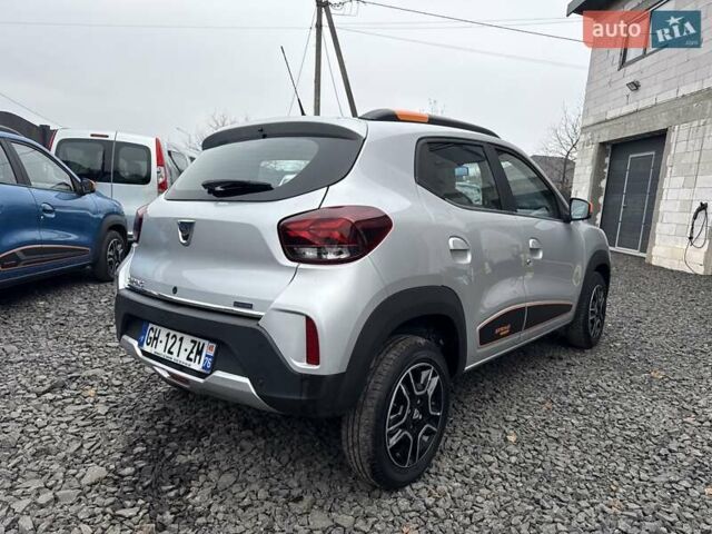 Серый Дачия Spring, объемом двигателя 0 л и пробегом 32 тыс. км за 8950 $, фото 6 на Automoto.ua