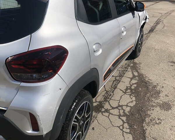 Серый Дачия Spring, объемом двигателя 0 л и пробегом 2 тыс. км за 8700 $, фото 2 на Automoto.ua