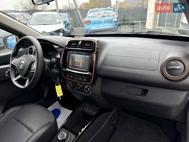 Серый Дачия Spring, объемом двигателя 0 л и пробегом 32 тыс. км за 8950 $, фото 26 на Automoto.ua