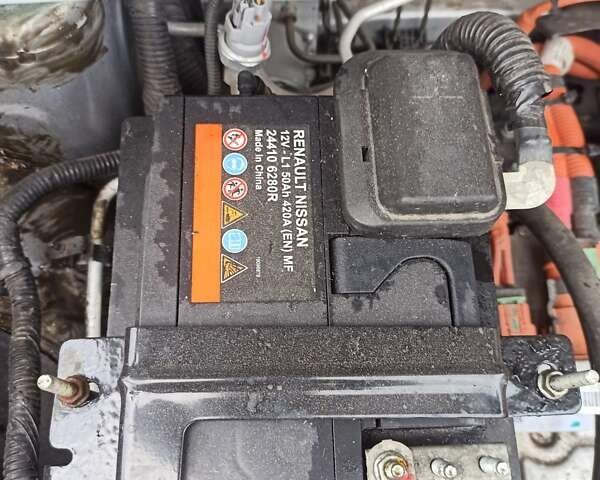 Серый Дачия Spring, объемом двигателя 0 л и пробегом 41 тыс. км за 9999 $, фото 12 на Automoto.ua