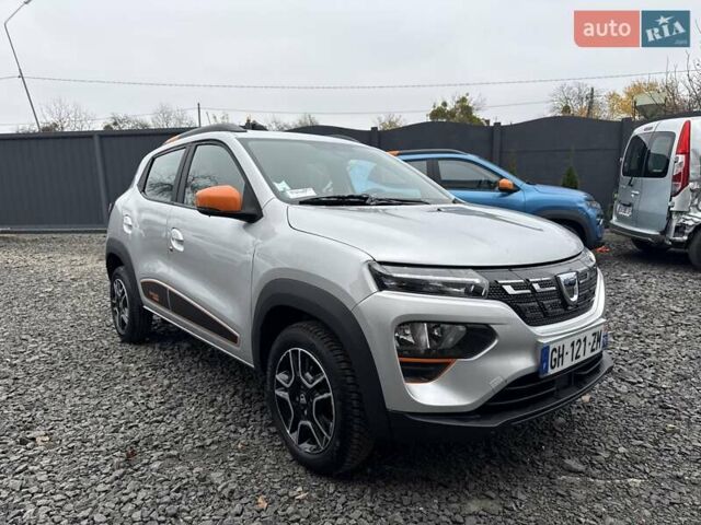 Серый Дачия Spring, объемом двигателя 0 л и пробегом 32 тыс. км за 8950 $, фото 3 на Automoto.ua