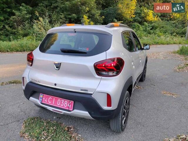 Серый Дачия Spring, объемом двигателя 0 л и пробегом 45 тыс. км за 9500 $, фото 6 на Automoto.ua