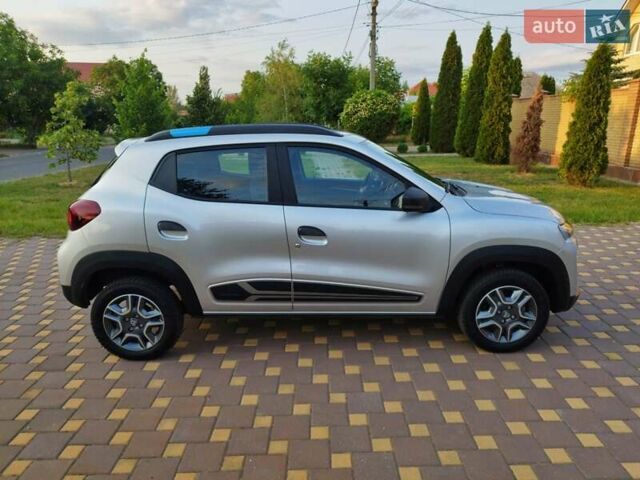 Серый Дачия Spring, объемом двигателя 0 л и пробегом 3 тыс. км за 9000 $, фото 3 на Automoto.ua