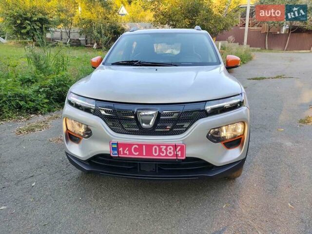 Серый Дачия Spring, объемом двигателя 0 л и пробегом 45 тыс. км за 9500 $, фото 1 на Automoto.ua