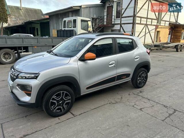 Серый Дачия Spring, объемом двигателя 0 л и пробегом 53 тыс. км за 8999 $, фото 3 на Automoto.ua