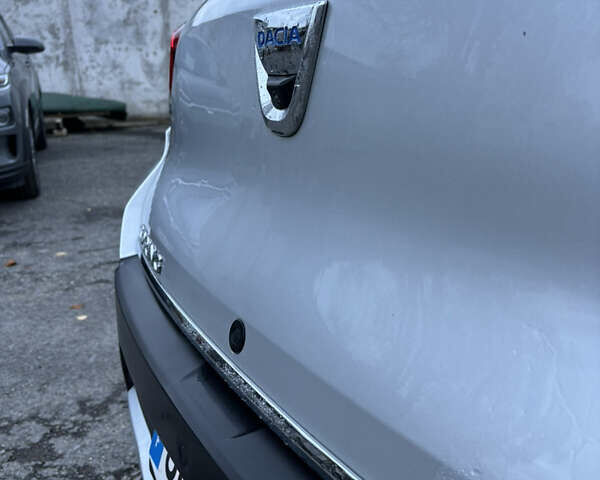 Серый Дачия Spring, объемом двигателя 0 л и пробегом 22 тыс. км за 8500 $, фото 15 на Automoto.ua