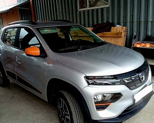Серый Дачия Spring, объемом двигателя 0 л и пробегом 22 тыс. км за 10900 $, фото 6 на Automoto.ua