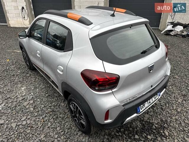 Серый Дачия Spring, объемом двигателя 0 л и пробегом 32 тыс. км за 8950 $, фото 16 на Automoto.ua