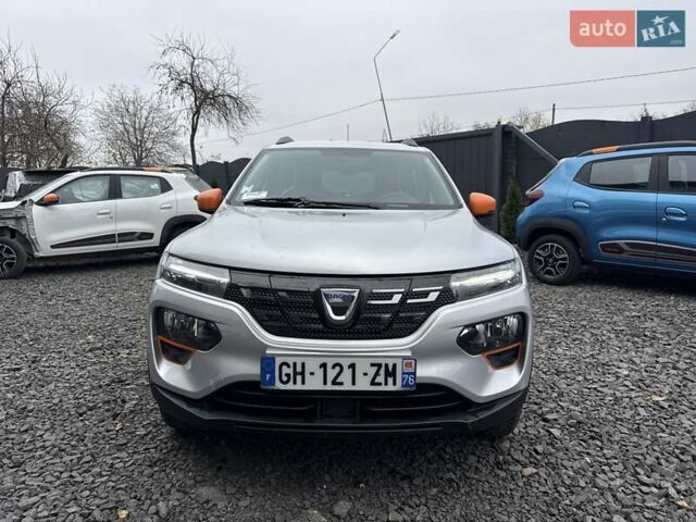 Серый Дачия Spring, объемом двигателя 0 л и пробегом 32 тыс. км за 8950 $, фото 2 на Automoto.ua