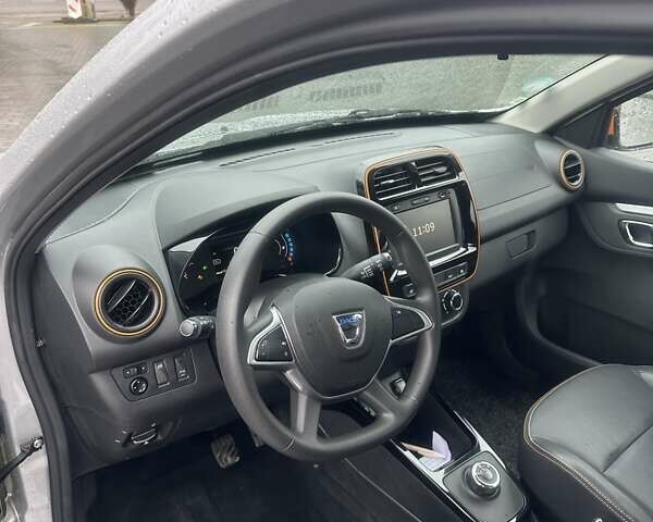 Серый Дачия Spring, объемом двигателя 0 л и пробегом 33 тыс. км за 8499 $, фото 11 на Automoto.ua