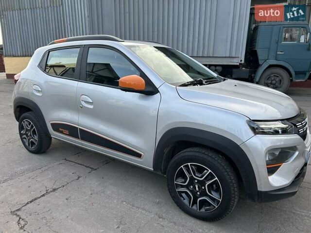 Серый Дачия Spring, объемом двигателя 0 л и пробегом 53 тыс. км за 8999 $, фото 10 на Automoto.ua