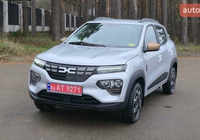 Серый Дачия Spring, объемом двигателя 0 л и пробегом 5 тыс. км за 11500 $, фото 14 на Automoto.ua