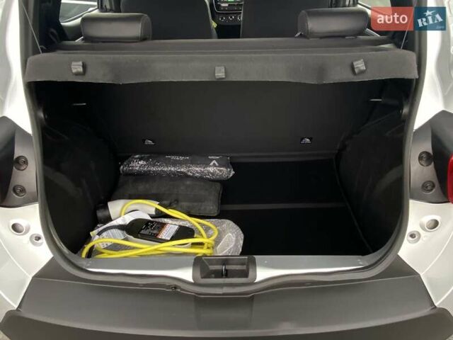 Сірий Дачія Spring, об'ємом двигуна 0 л та пробігом 98 тис. км за 9950 $, фото 26 на Automoto.ua