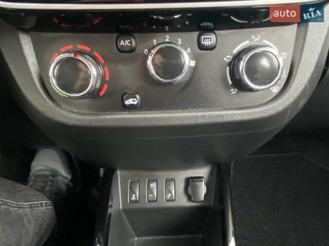 Сірий Дачія Spring, об'ємом двигуна 0 л та пробігом 98 тис. км за 9950 $, фото 16 на Automoto.ua