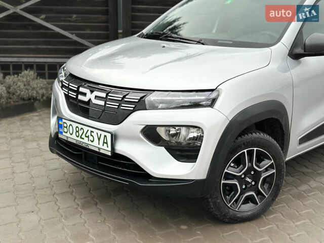 Серый Дачия Spring, объемом двигателя 0 л и пробегом 1 тыс. км за 11800 $, фото 3 на Automoto.ua