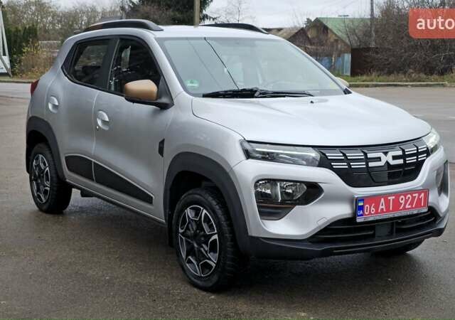 Серый Дачия Spring, объемом двигателя 0 л и пробегом 5 тыс. км за 11500 $, фото 2 на Automoto.ua