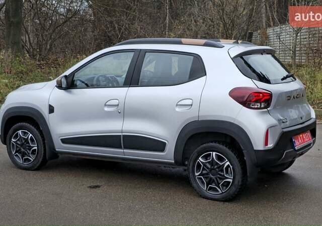 Серый Дачия Spring, объемом двигателя 0 л и пробегом 5 тыс. км за 11500 $, фото 10 на Automoto.ua