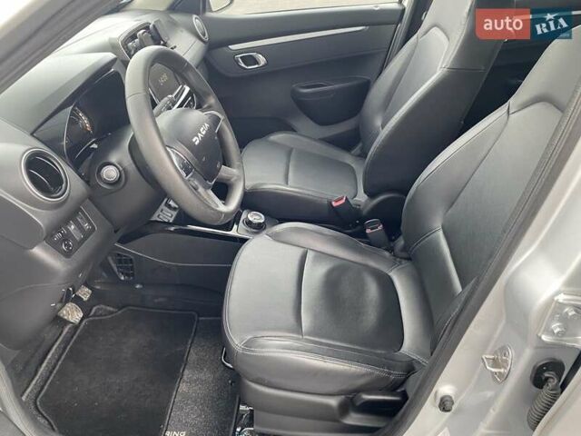 Сірий Дачія Spring, об'ємом двигуна 0 л та пробігом 98 тис. км за 9950 $, фото 12 на Automoto.ua