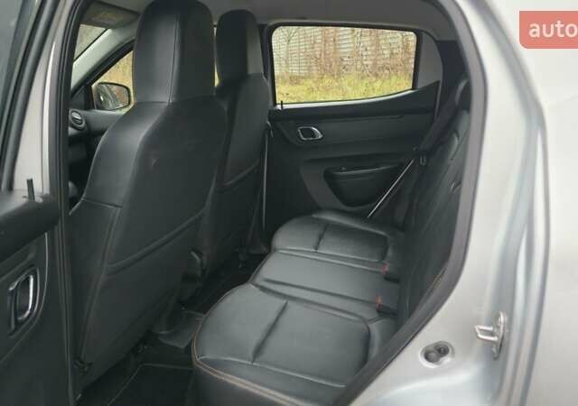 Серый Дачия Spring, объемом двигателя 0 л и пробегом 5 тыс. км за 11500 $, фото 26 на Automoto.ua