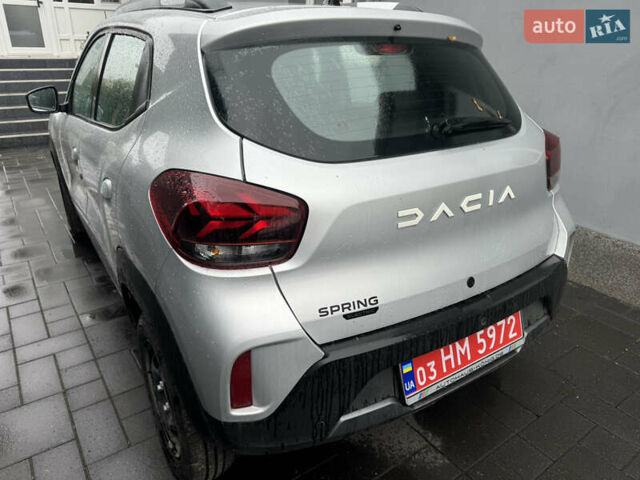 Серый Дачия Spring, объемом двигателя 0 л и пробегом 13 тыс. км за 9300 $, фото 6 на Automoto.ua