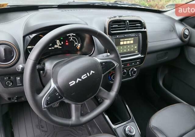 Серый Дачия Spring, объемом двигателя 0 л и пробегом 5 тыс. км за 11500 $, фото 16 на Automoto.ua