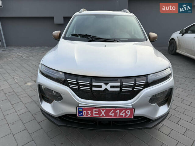 Серый Дачия Spring, объемом двигателя 0 л и пробегом 1 тыс. км за 10800 $, фото 1 на Automoto.ua