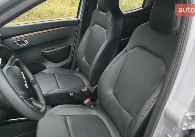 Серый Дачия Spring, объемом двигателя 0 л и пробегом 5 тыс. км за 11500 $, фото 25 на Automoto.ua