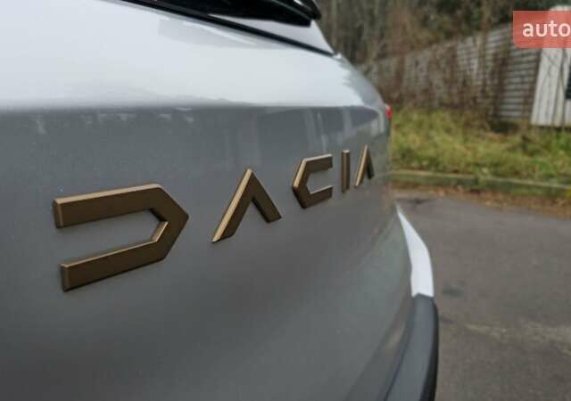 Серый Дачия Spring, объемом двигателя 0 л и пробегом 5 тыс. км за 11500 $, фото 32 на Automoto.ua