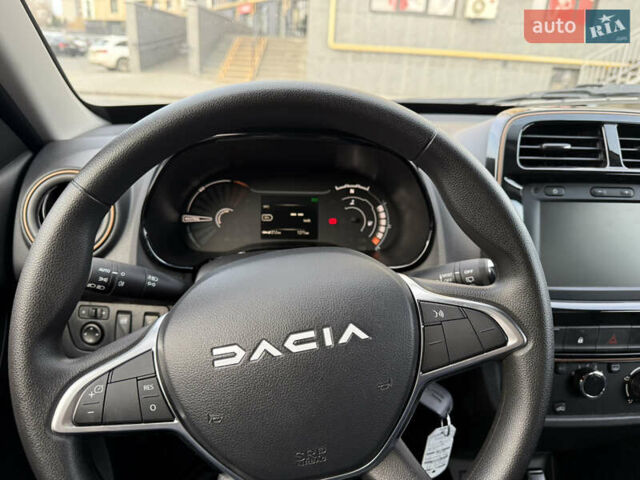 Серый Дачия Spring, объемом двигателя 0 л и пробегом 1 тыс. км за 10800 $, фото 5 на Automoto.ua